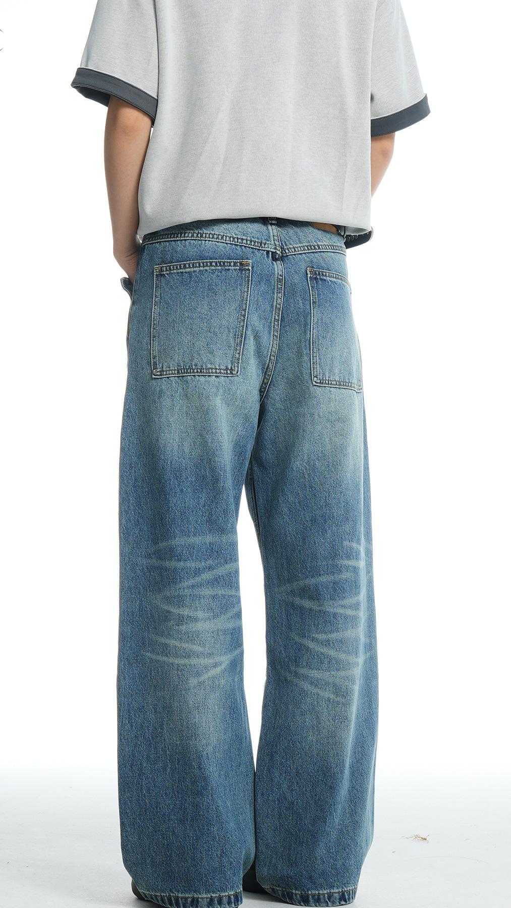 WASHED STRAIGHT JEANS