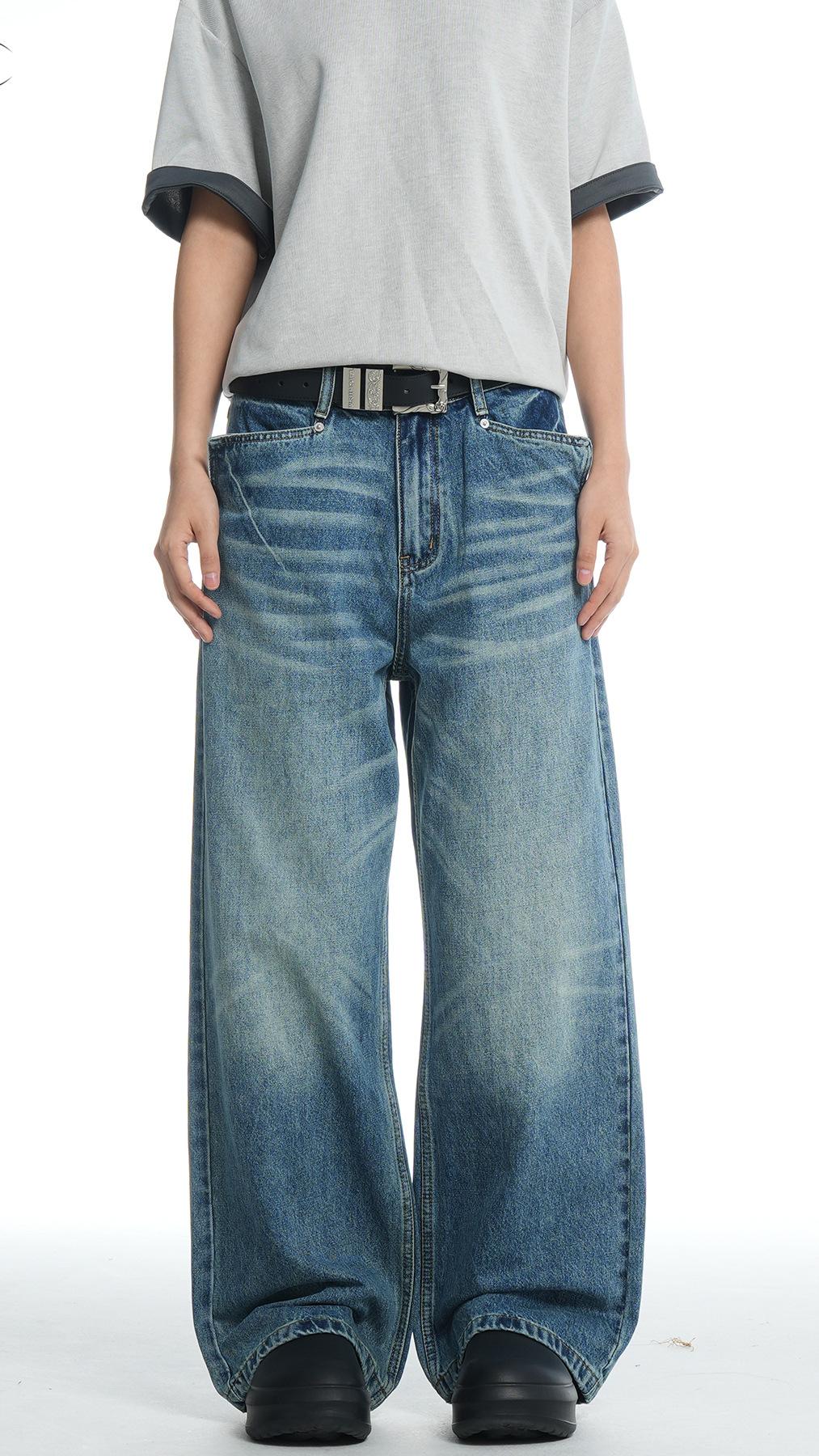 WASHED STRAIGHT JEANS