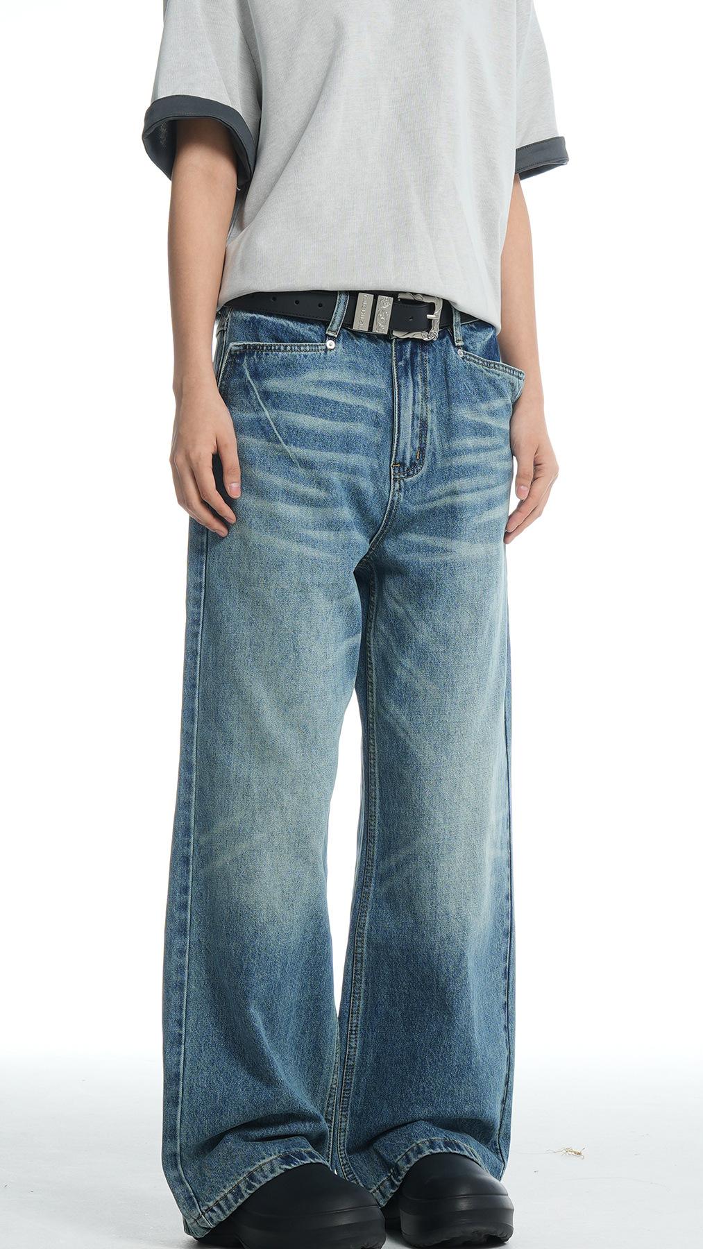 WASHED STRAIGHT JEANS
