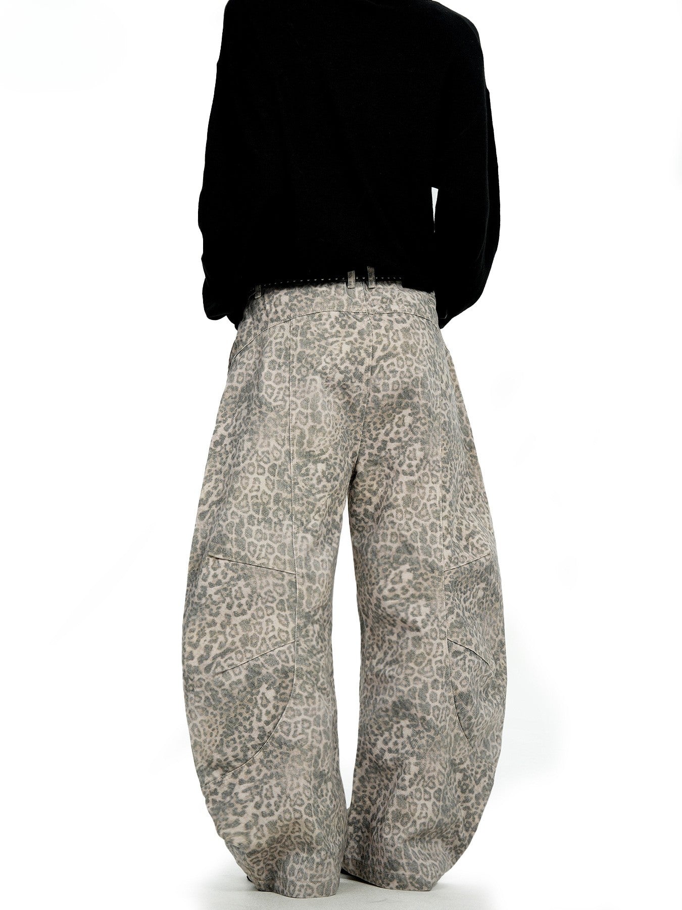 Men’s Loose Fit Leopard Cargo Pants – Streetwear Leopard Print Trousers