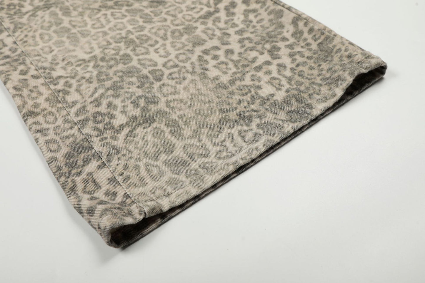 Men's Straight Leg Denim Jeans Leopard Print - Streetwear Fashion Pants